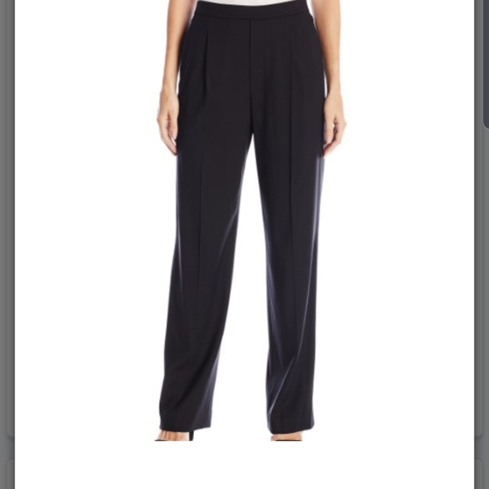 VINCE Pleat front soft pants